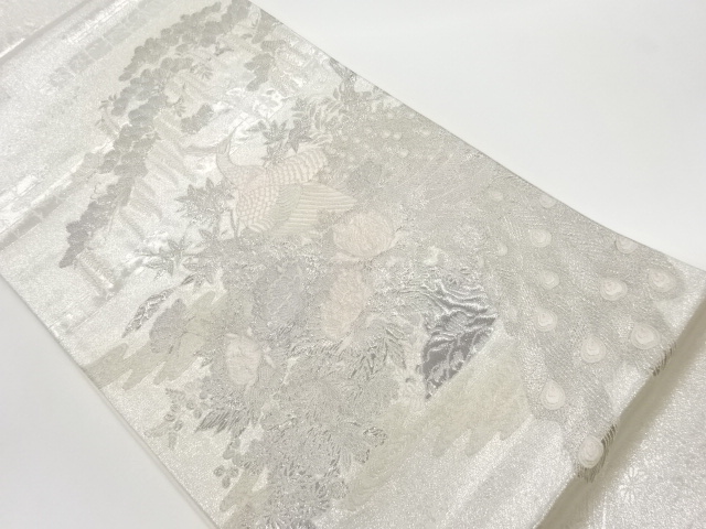 リサイクル　プラチナ箔孔雀に松・花模様織出し袋帯